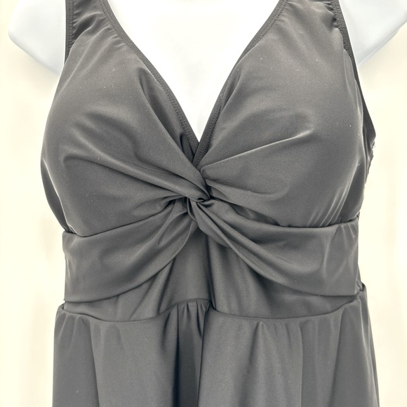 Torrid Size 1 One Piece Swimsuit Black Asymmetrical Slitted Skirt Size = 14-16 - Picture 2 of 7